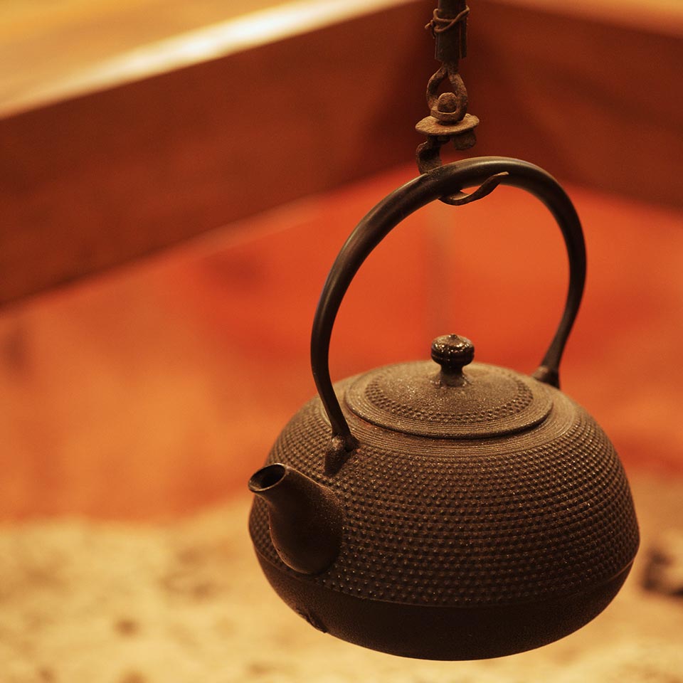 囲炉裏処「草の庵」