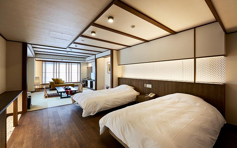 Clean Japanese and Western-style Rooms